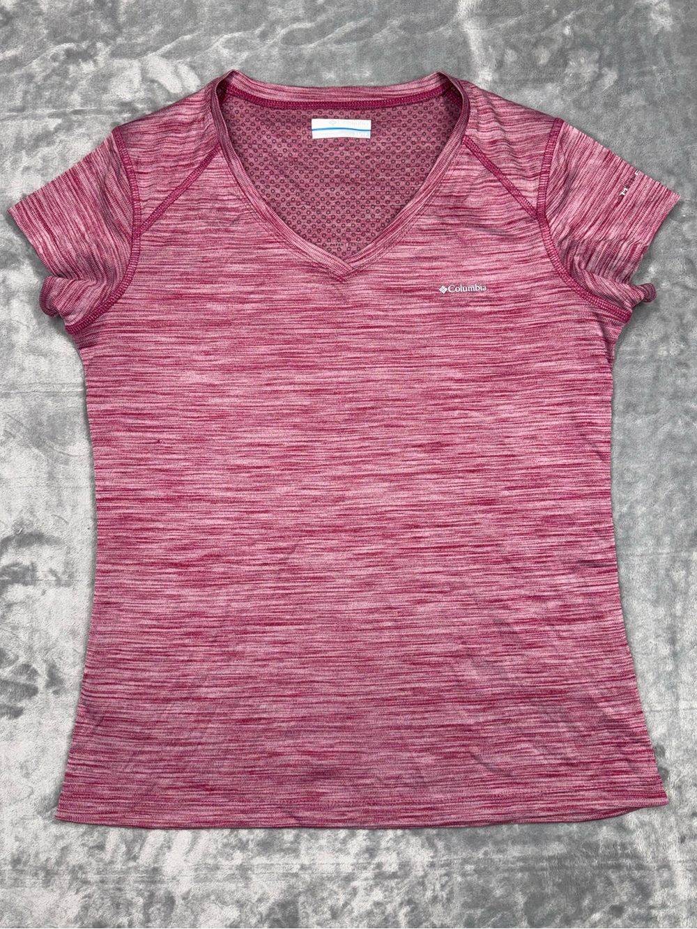 Columbia Women’s Pink Heathered V-Neck Active Tee